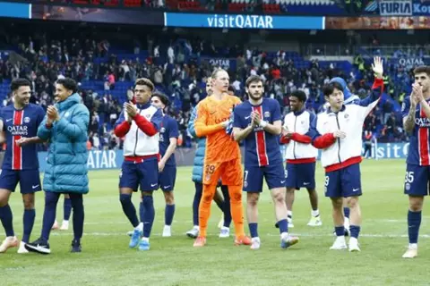 بمشاركة كوكا.. لوهافر يخسر أمام باريس سان جيرمان في صراع الهبوط 